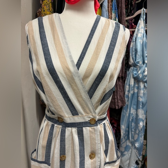 Mlle Gabrielle dress size small preloved - Picture 3 of 14